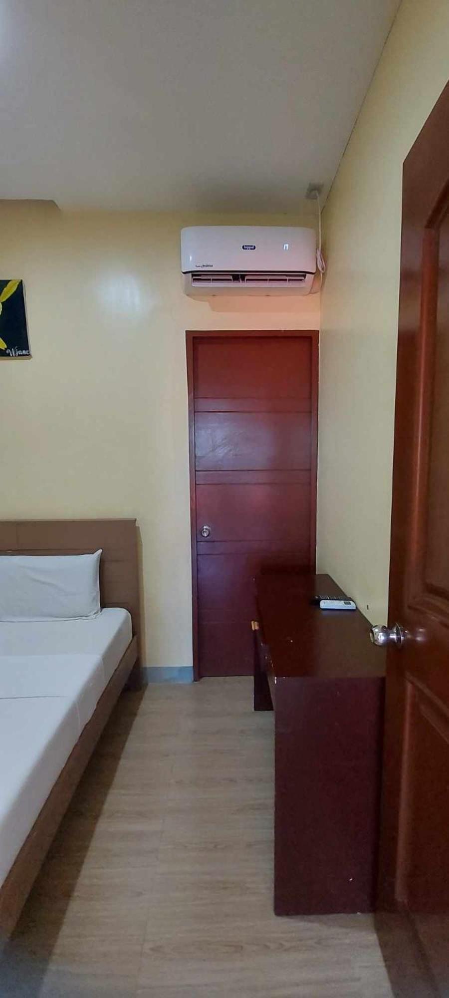 B&S Orchids Suites Hotel Dipolog Exterior foto
