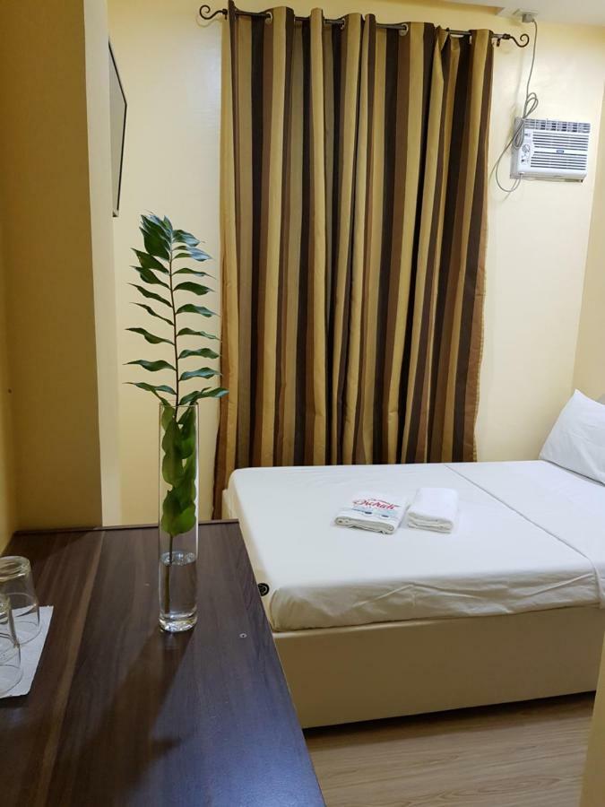 B&S Orchids Suites Hotel Dipolog Exterior foto
